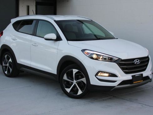 Used 2016 Hyundai Tucson Sport AWD/4WD image 4