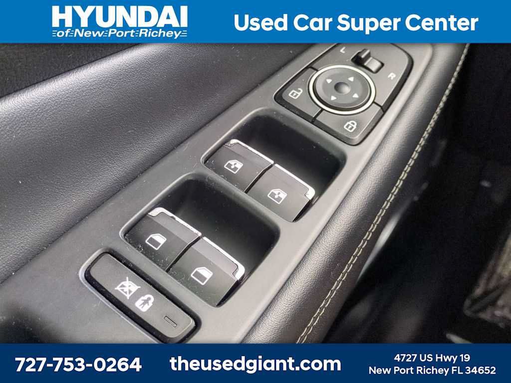 Used 2019 Hyundai Santa Fe Limited FWD image 28