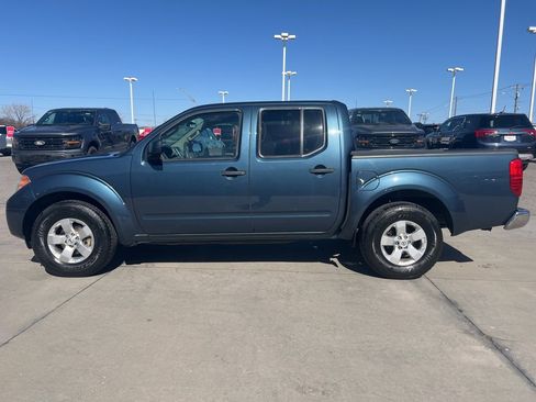 Used 2013 Nissan Frontier SV image 7