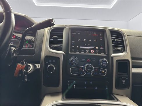 Used 2016 RAM 2500 Big Horn image 28