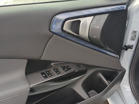 New 2026 BMW X3 xDrive30 w/ Premium Package image 12