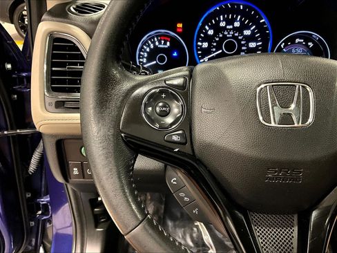 Used 2017 Honda HR-V EX-L image 11