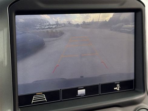 Used 2020 Chevrolet Silverado 1500 RST image 17