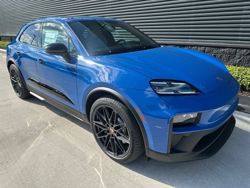 Used 2026 Porsche Macan GTS Electric AWD/4WD image 11