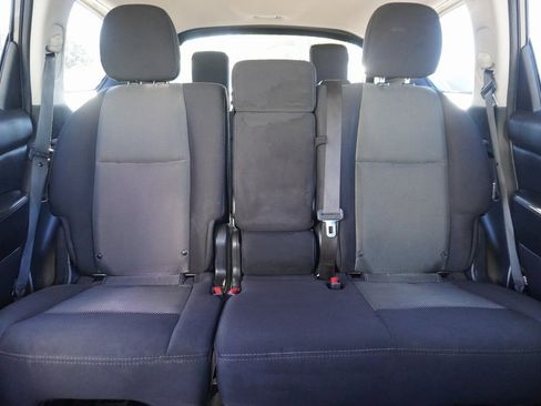 Used 2020 Nissan Pathfinder SV image 23