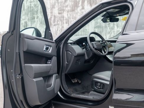 New 2026 Land Rover Range Rover Velar Dynamic SE image 10