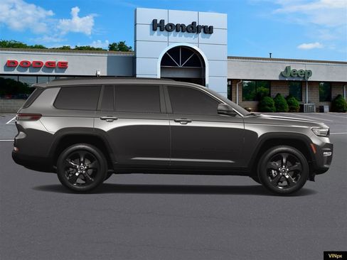 New 2025 Jeep Grand Cherokee L Limited w/ Black Appearance Package image 9