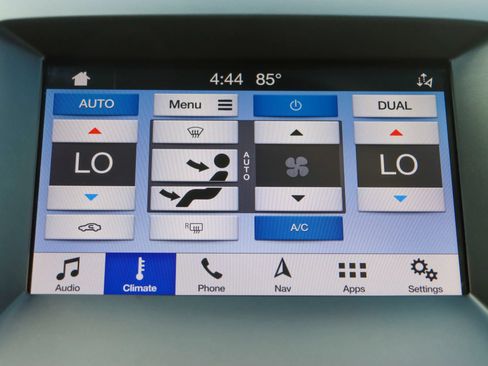 Used 2019 Ford Edge Titanium w/ Equipment Group 301A FWD image 39