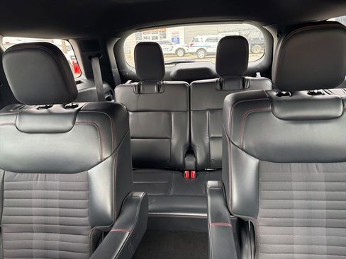 Used 2025 Ford Explorer ST-Line image 13