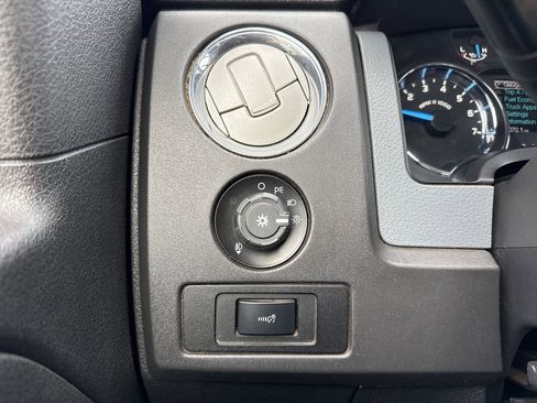Used 2014 Ford F150 XLT w/ Equipment Group 302A Luxury AWD/4WD image 22