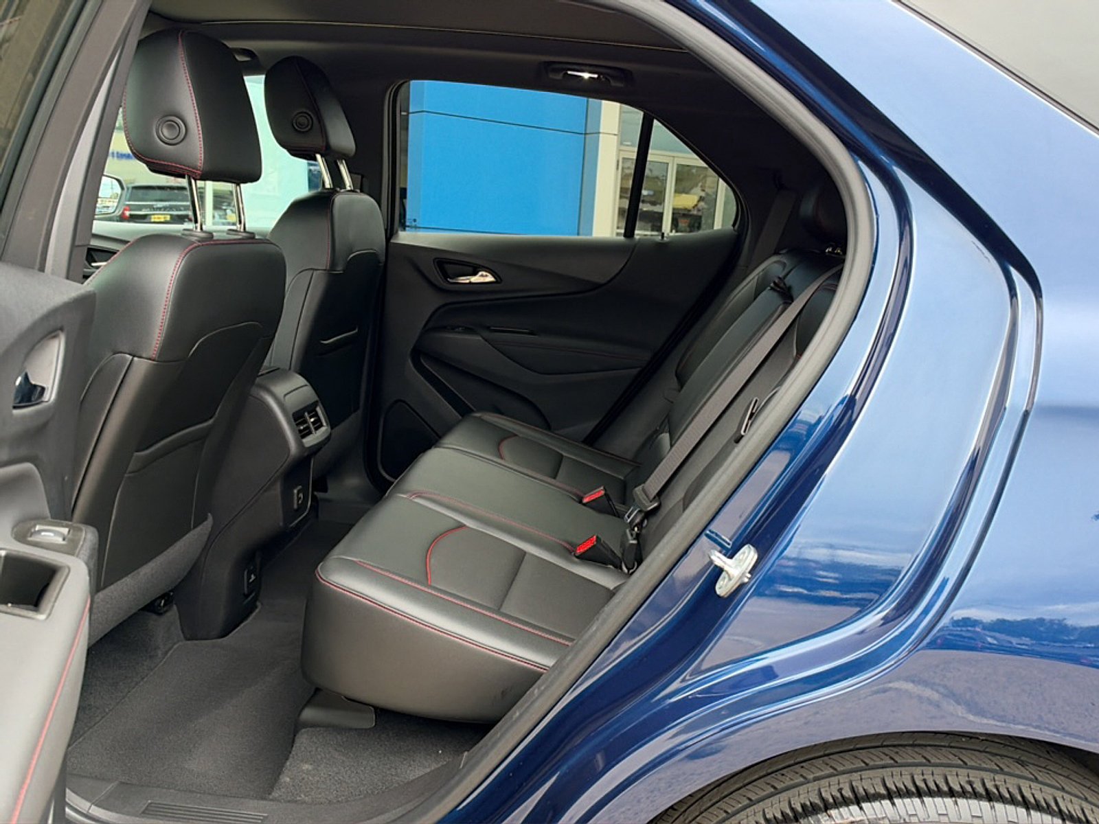 Used 2023 Chevrolet Equinox RS w/ RS Leather Package AWD/4WD image 20