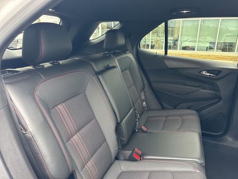 Used 2023 Chevrolet Equinox RS image 24