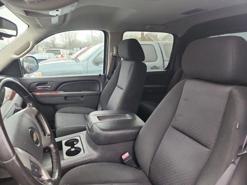 Used 2012 Chevrolet Avalanche LS image 8