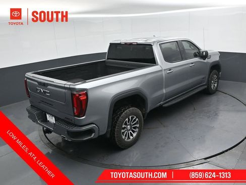 Used 2023 GMC Sierra 1500 AT4 w/ Technology Package image 40