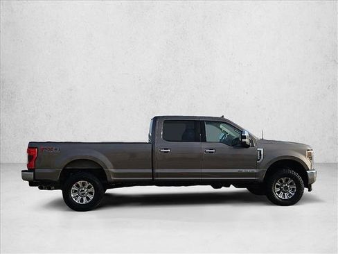 Used 2019 Ford F250 XLT w/ XLT Premium Package AWD/4WD image 4