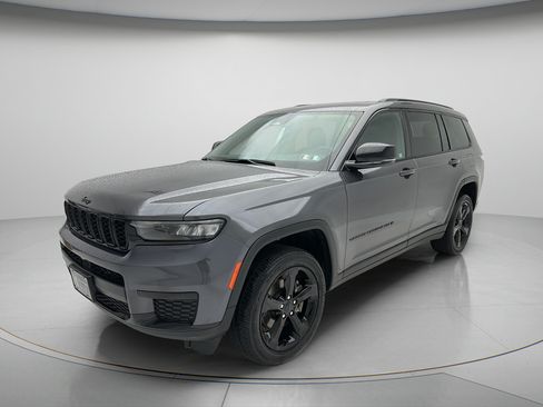 Used 2023 Jeep Grand Cherokee L Laredo AWD/4WD image 7