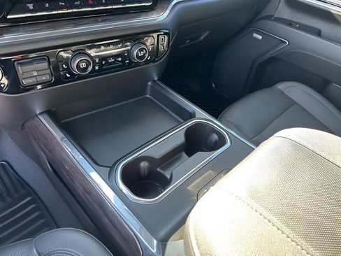 Used 2024 Chevrolet Silverado 2500 LTZ w/ LTZ Plus Package image 35