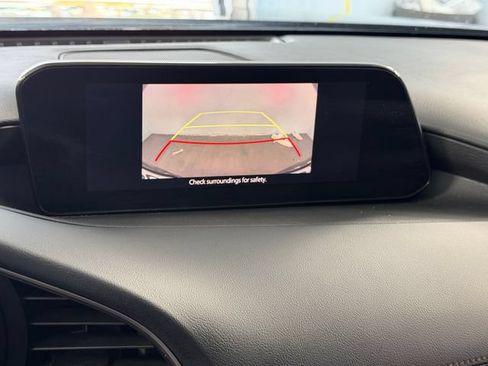 Certified 2022 MAZDA MAZDA3 s FWD image 19