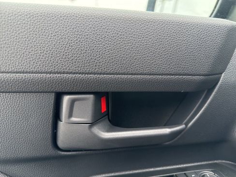 Used 2025 Toyota 4Runner SR5 image 10