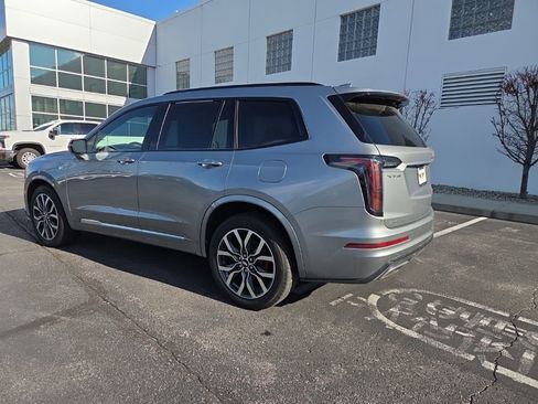 Used 2023 Cadillac XT6 Sport image 6