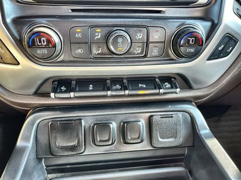 Used 2017 GMC Sierra 2500 SLT AWD/4WD image 17