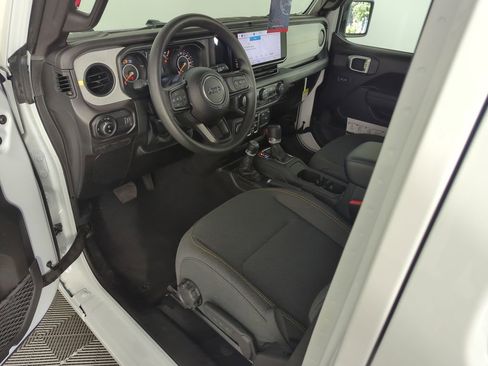 New 2026 Jeep Gladiator Sport image 11