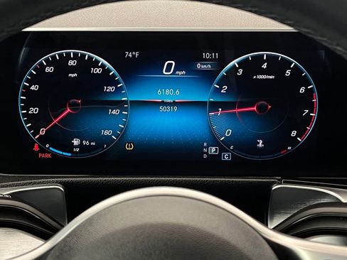 Used 2021 Mercedes-Benz GLB 250 GLB 250 image 22