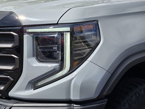 Used 2024 GMC Sierra 1500 AT4X w/ AT4X AEV Edition AWD/4WD image 5