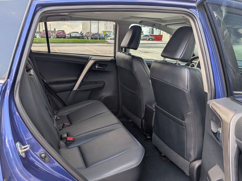Used 2014 Toyota RAV4 Limited w/ Technology Package AWD/4WD image 11