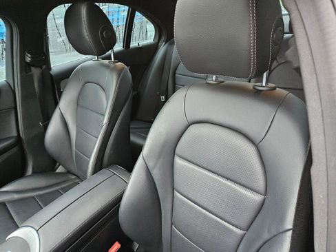 Used 2018 Mercedes-Benz C 300 4MATIC Sedan image 23