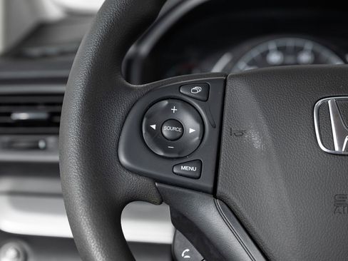 Used 2016 Honda CR-V SE image 29