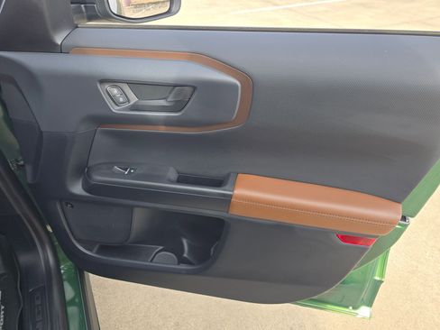 Used 2023 Ford Bronco Sport Outer Banks w/ Tech Package image 29