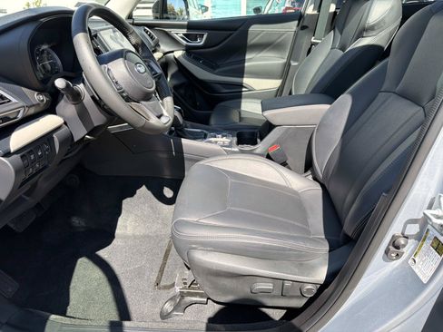 Used 2024 Subaru Forester Limited AWD/4WD image 15