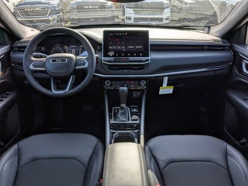 New 2026 Jeep Compass Latitude AWD/4WD image 15