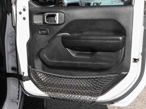 Used 2018 Jeep Wrangler Unlimited Sport AWD/4WD image 46