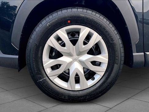New 2026 Toyota Corolla Cross L image 11