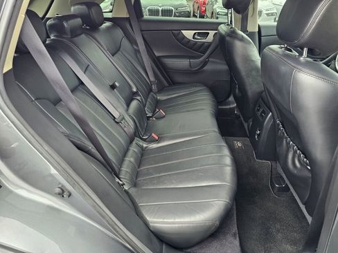 Used 2017 INFINITI QX70 AWD image 26