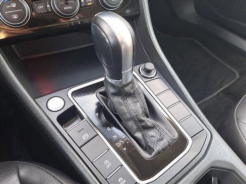 Used 2019 Volkswagen Jetta SEL image 14