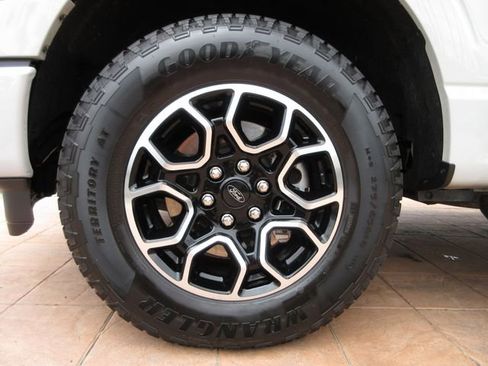 Certified 2023 Ford F150 Lariat AWD/4WD image 8