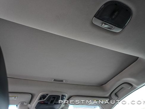 Used 2022 Subaru Outback Limited image 10