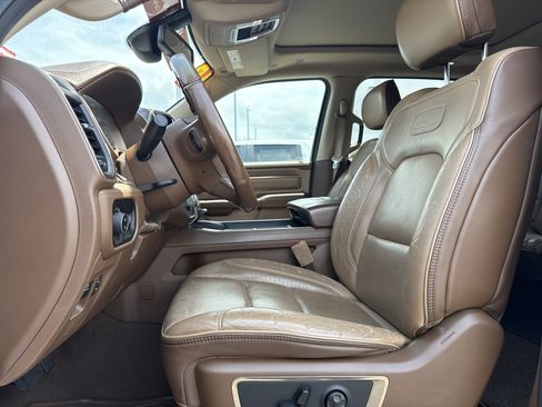 Used 2019 RAM 1500 Limited AWD/4WD image 15