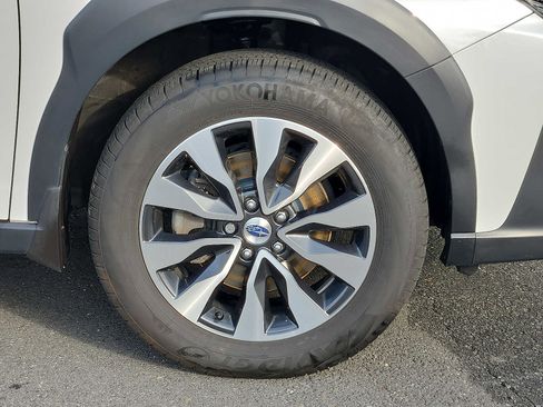 Used 2023 Subaru Outback Limited image 8