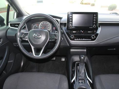 Used 2021 Toyota Corolla SE FWD image 19