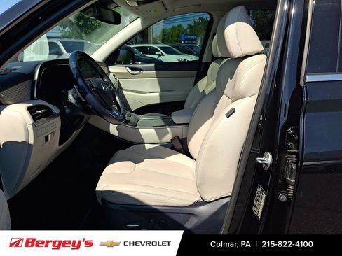 Used 2022 Hyundai Palisade SEL w/ 8P Bench Seat Package AWD/4WD image 17