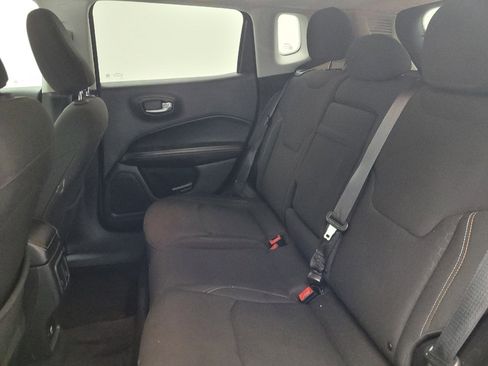 Used 2018 Jeep Compass Sport image 18