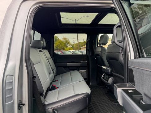 Used 2022 Ford F150 Lightning Lariat w/ Equipment Group 511A High image 18