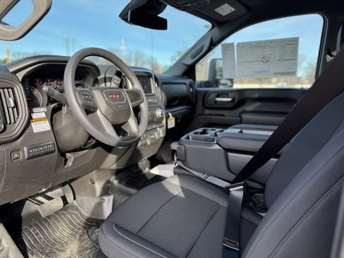 New 2026 GMC Sierra 3500 Pro w/ Convenience Package image 14
