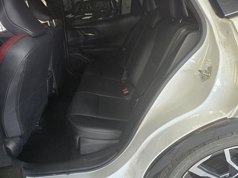 Used 2023 Toyota Prius Prime FWD image 12