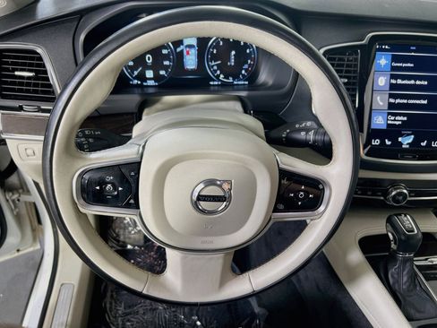 Used 2017 Volvo XC90 T6 Momentum w/ Vision Package AWD/4WD image 11