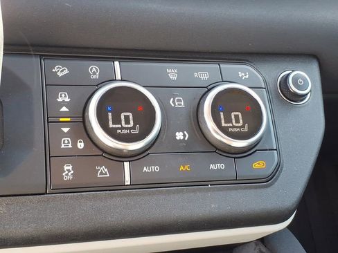 Used 2020 Land Rover Defender 110 First Edition AWD/4WD image 18
